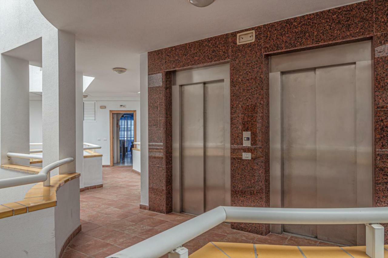 Riazor, El Medano Beach Apartment Exterior foto